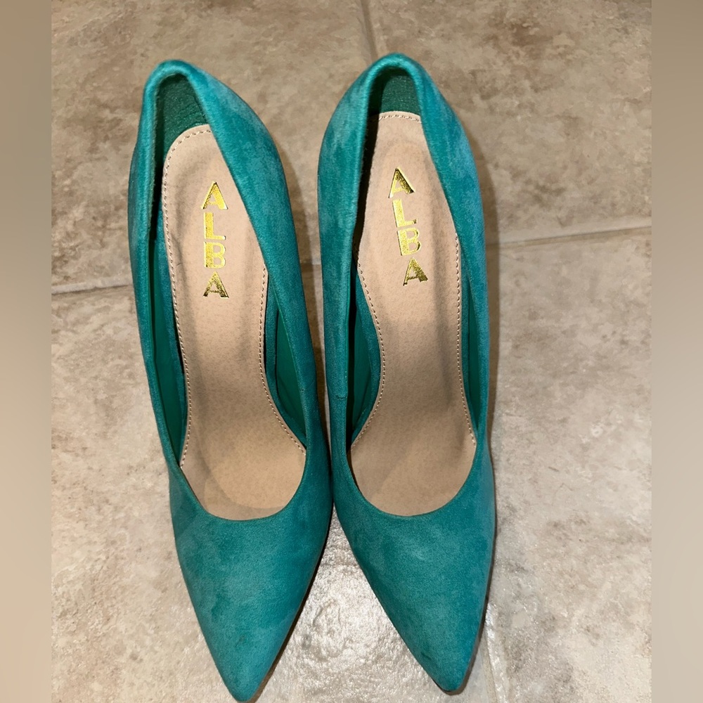 Alba high heels
